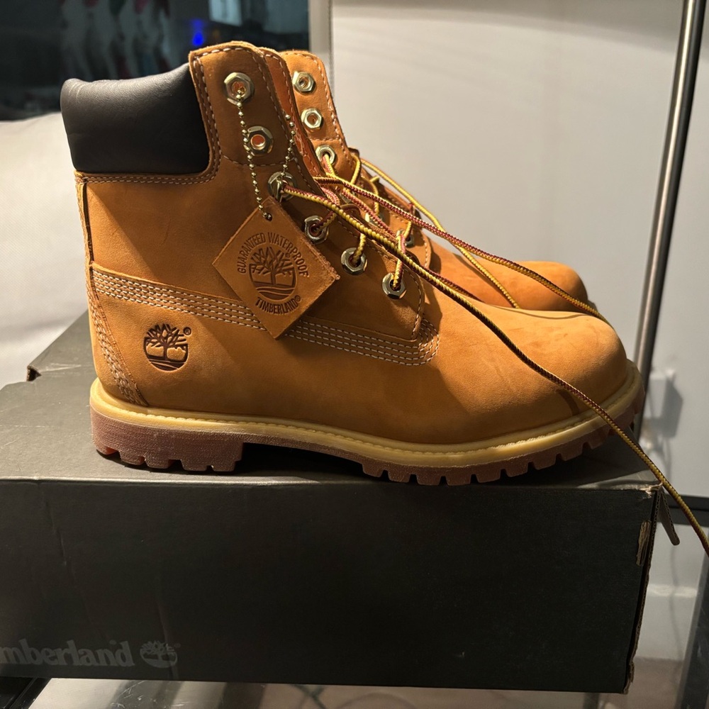 Timberland Women's Premium Waterproof 6 inch boots